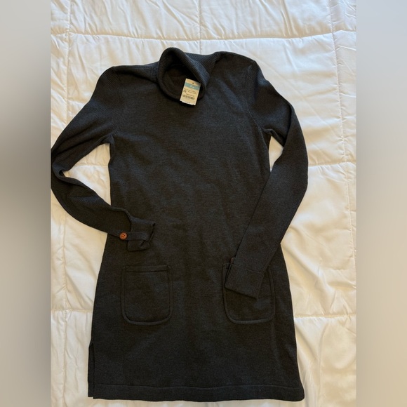J Mclaughlin Dresses & Skirts - J. McLaughlin NWT Women’s Kealy Turtleneck Tunic Sweater Dress Charcoal Size XS